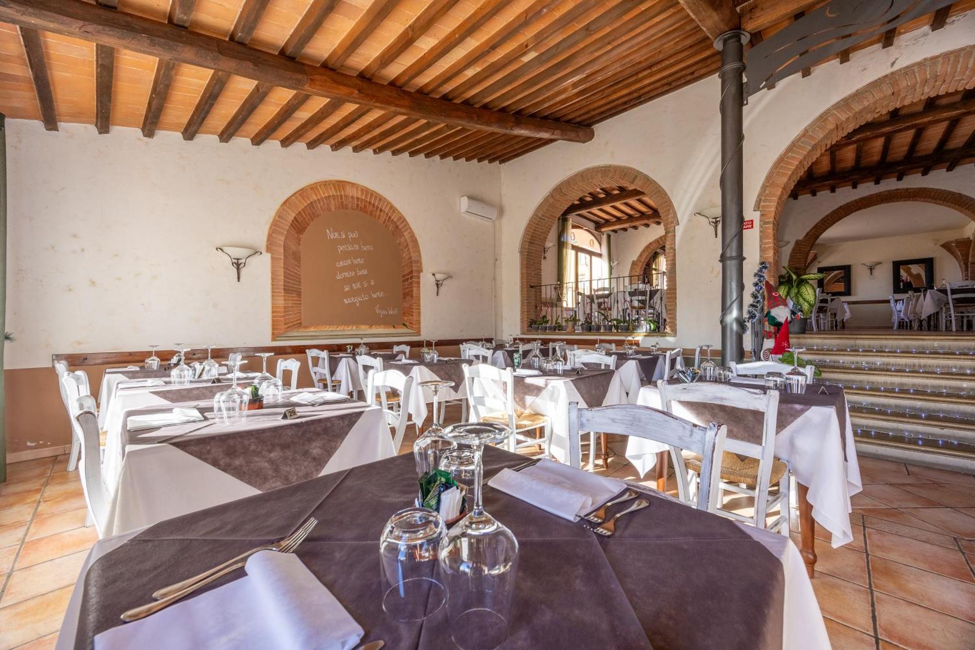 Il Cigliere Wellness Spa Resort Riparbella Exteriör bild