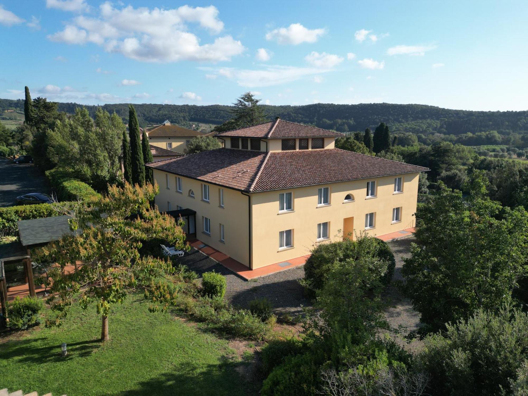 Il Cigliere Wellness Spa Resort Riparbella Exteriör bild